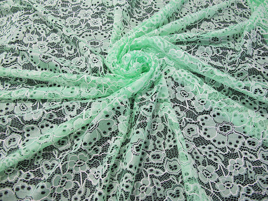 Modèle de fleur brodé par nylon durable fait sur commande de vert de tissu de dentelle de coton