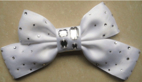 3D Ribbon z hot fix sztuczny kwiat stanik w kolorze białym jasnego kamienia