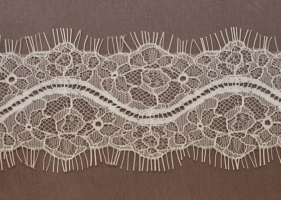 Lady Λευκή κύμα Crochet νάυλον Eyelash Lace Trim ιστό