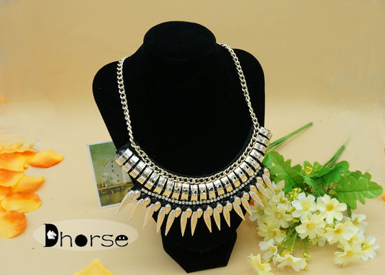 Trang trí Trữ Vàng Chunky cườm cổ Vòng Đối với nữ Suit