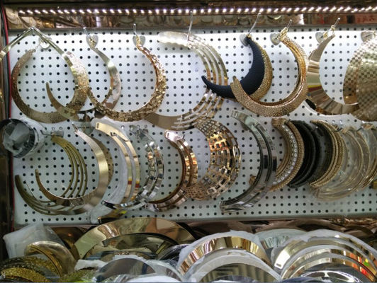 衣服/女性のスーツのための専門の合金のめっきの金属のトリム