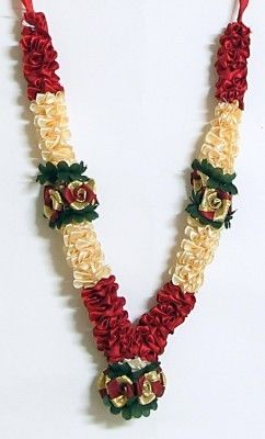 Off white Garland bunga buatan
