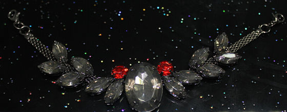 Dekorasi Hitam Handmade Kalung ABS Fleksibel Emas Mode Pearl / Alloy